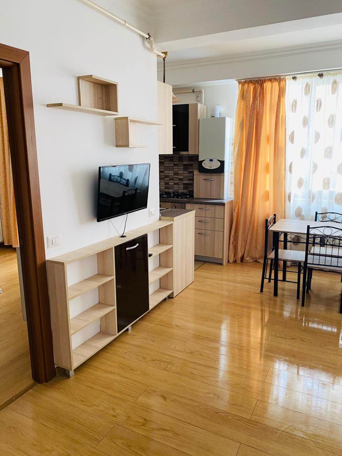 Solid Apartments Mamaia Exterior photo